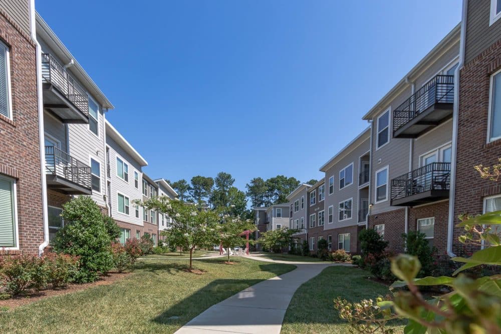 1820 at centennial off campus apartments near nc state university raleigh north carolina community building exterior courtyard